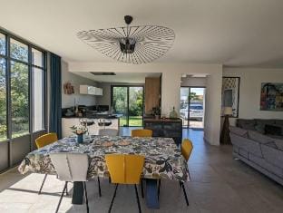 Le Havre du Grand Cèdre Vacation rental in Centre-Val de Loire