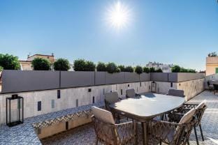 Renovated Penthouse - Gray d'Albion/Croisette Apartment in Cannes