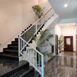 FourDeluxeBedrooms.The Golden Mango.GF.ByHomeyhuts Vacation rental in Uttarakhand