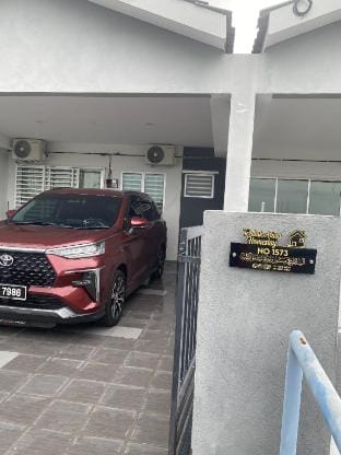 Teratak Arissa Homestay Vacation rental in Perak