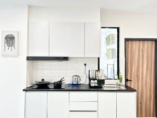 Jeff & Ricky Homestay 99 @Armadale Residence Vacation rental in Kuching