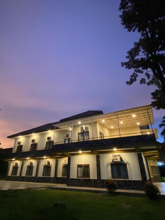 Hevea Guest House Syariah Hotel in West Java