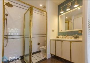 Grand Florida Pattaya beachfront  Vacation rental in Pattaya City