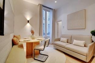 Chic apartment -1BR/4P- Clignancourt/Sacré-Cœur Apartment in Paris