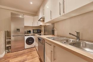 Comfortable 2BD/4P Apartment Near Tower E Apartment in Paris