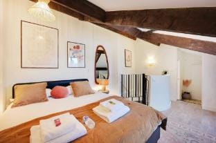 Charming duplex in Marais for 2 people Apartment in Paris