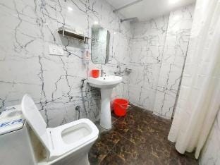 102-Elegant 1 Bedroom Suite Near Ghat & Temple Villa in Varanasi