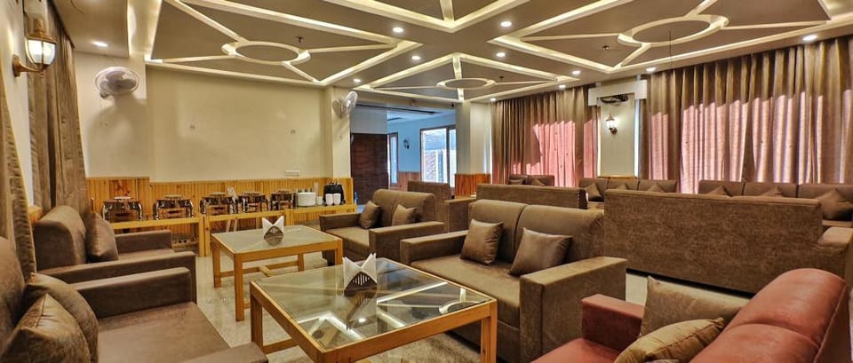Hotel Shingar (Unit of Sunrise Hotel & Resorts) Hotel in Himachal Pradesh