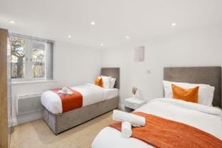 2 Bed Wembley,Free Parking,Work Stays Ideal Apartment in Wembley