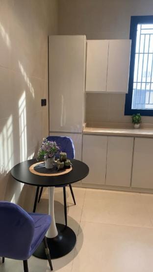 شقة علوية Apartment in Medina