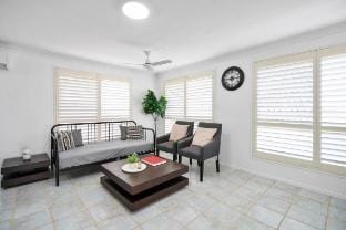 Canal Home @ Wurtulla #PetFriendly Vacation rental in Currimundi