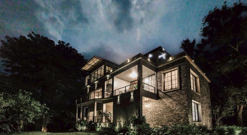 ฟาร์มดั๊กรีสอร์ท Farm Duck Resort Hotel in Thailand