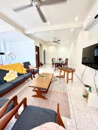 Double Storey Homestay - Walk to Jonker @ 9pax Vacation rental in Malacca