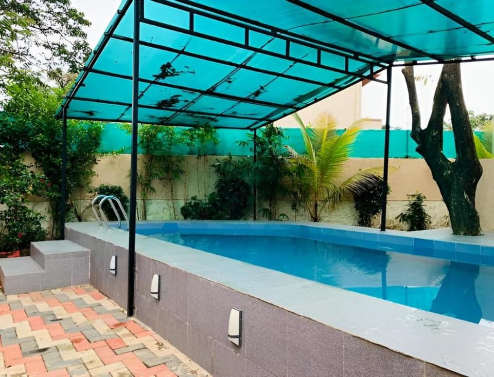 Atharv Villa Hotel in Lonavla