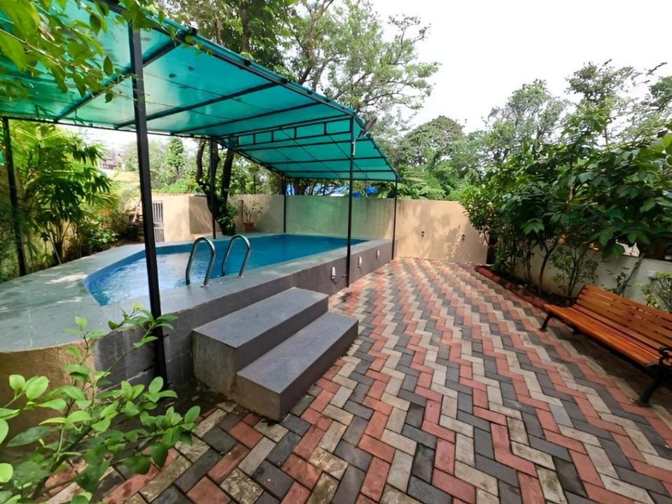 Atharv Villa Hotel in Lonavla