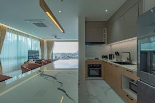 Luxury Seaview Villa in Patong - Villa Yona Vacation rental in Patong
