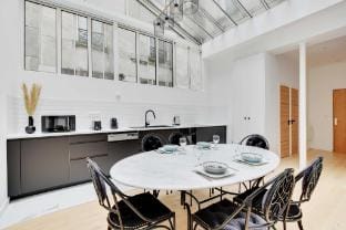 Authentique Apartment - 1BR- 2P- Voltaire Apartment in Paris