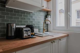 Charming Apt - 1BD/4P - Tour Eiffel / Invalides Apartment in Paris