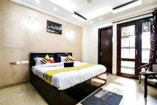 Comfy and Secured Stay @ Saket Vacation rental in New Delhi