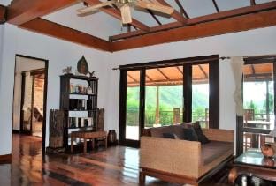 Old Mandala Vacation rental in Ko Pha-ngan Sub-district