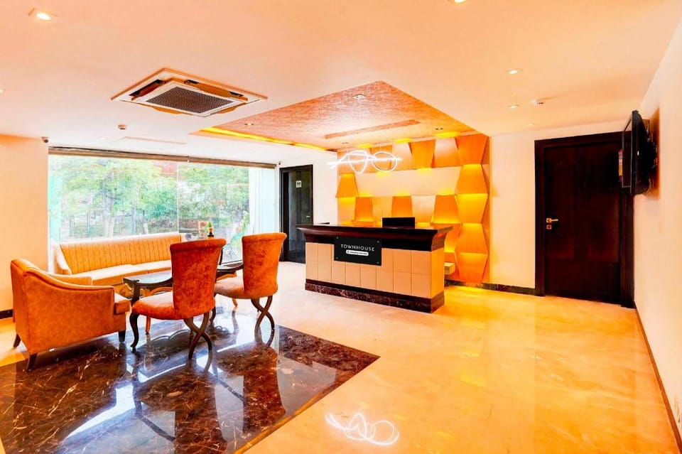 Townhouse Vinobapuri Metro Station Hotel in New Delhi
