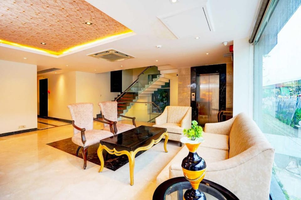 Townhouse Vinobapuri Metro Station Hotel in New Delhi