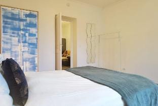 Apt 38m2/1 mn to metro /near Eiffel  Tower Vacation rental in Paris