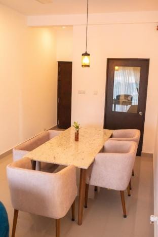 Santorini 2BR Resort  Apt- Negombo Beach & Airport Vacation rental in Negombo