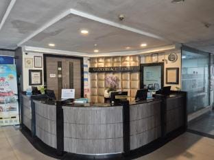 Glory Penthouse 3R3B 8-13Pax, Wifi, Pool, Bbq Vacation rental in Port Dickson