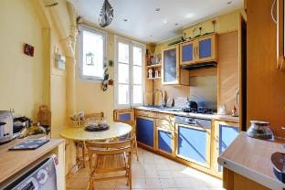 Family apartment with view - République district Vacation rental in Paris