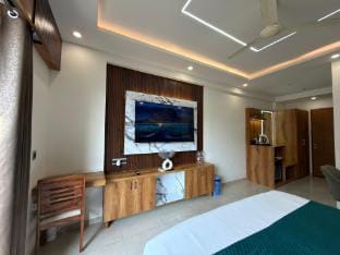 Cozycostays | Couple friendly | Vacation rental in Lucknow