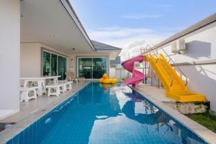 Million9 (S6) Villa in Thailand
