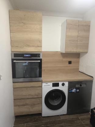Salon-de-prv, right in the city center, apartment Vacation rental in Provence-Alpes-Côte d'Azur