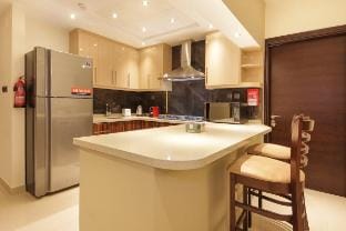 Luxury 2BR Apartment in Downtown near Burj Khalifa Vacation rental in Dubai