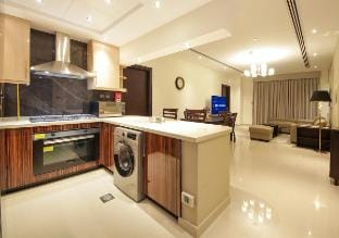 Luxury 2BR Apartment in Downtown near Burj Khalifa Vacation rental in Dubai