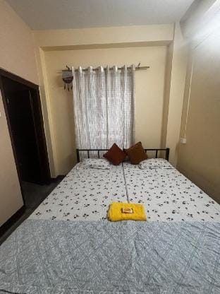 1BHK @ Bobby’s Bed & Breakfast. Vacation rental in Bangladesh