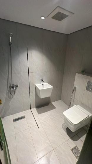 Chic Studio Near Airport & Top AttractionsSH-J5 Vacation rental in Jeddah