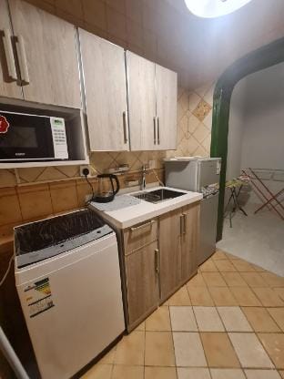 Self-Entry Apt Near Airport & Shopping Hub SH-J2 Vacation rental in Jeddah