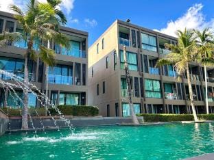 The serene Panwa beach front pixels Villa in Wichit