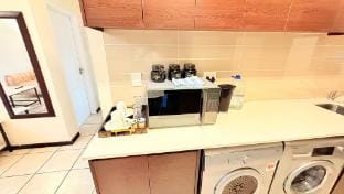 Luxury 2 Bedroom 2 Bath Apartment Near Glen Mall Apartment in Gauteng
