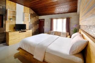 Jero delod - Umah Daja Vacation rental in Kediri