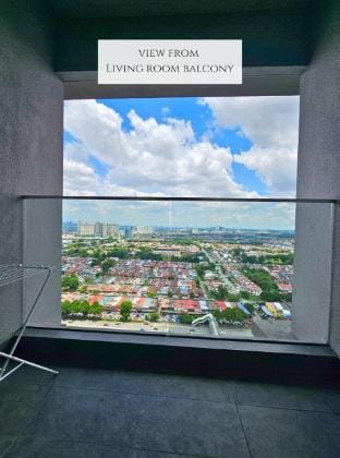 Subang Homestay(T2)Near SJMC |Sunway Pyramid | LRT Apartment in Subang Jaya