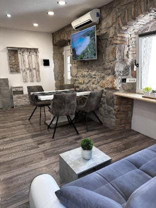 Villa Volos,Pupa with roof terrace,Free Parking Vacation rental in Opatija