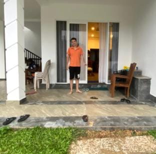 Sambo White House Vacation rental in Hikkaduwa
