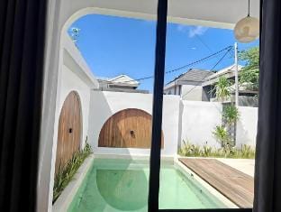 Newly 2BR Leora Villa w/ Pool, Wi-Fi Vacation rental in Kuta Selatan