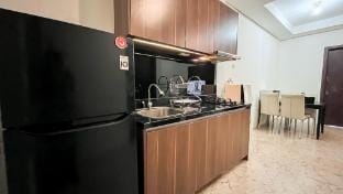 Well Designed 1BR L'Avenue Pancoran By Travelio Apartment in South Jakarta City