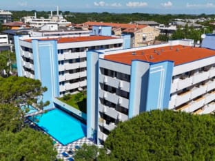 Comfortable Stay in a Modern Apartment with Outdoor Pool Apartment in Bibione