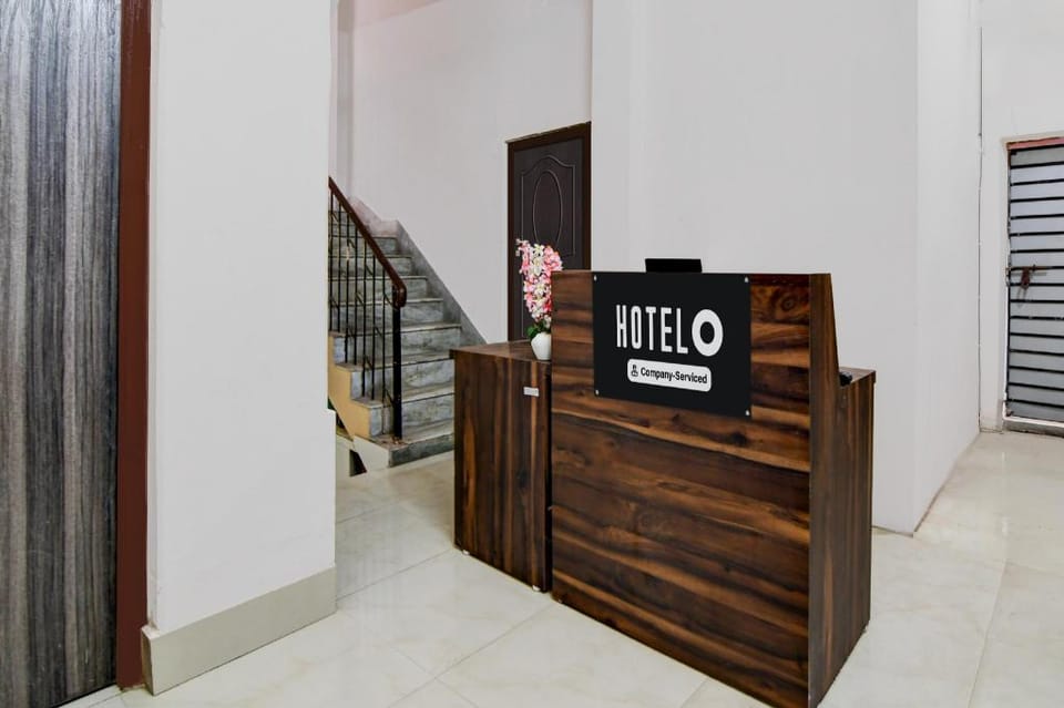 Super Hotel O NSCB International Airport Formerly Bougain Villa Hotel in Kolkata
