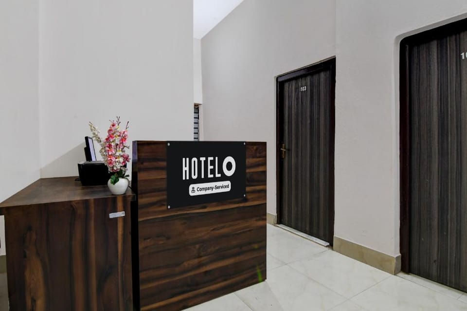 Super Hotel O NSCB International Airport Formerly Bougain Villa Hotel in Kolkata
