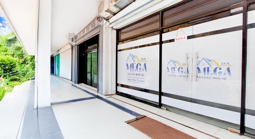 OYO 94512 Mega Inn Guest House Hotel in Indonesia